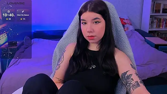 Snapshot of kellyharris chatting on January 15, 2025, 4:00 pm kellyharris online show from January 15, 2025, 4:00 pm