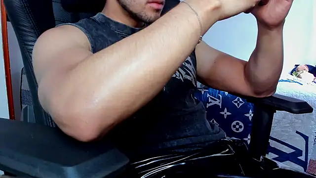 Tommy Bred online show from April 7, 2026, 6:32 pm