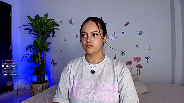 VICTORIABLACK xh online show from February 20, 2026, 7:27 pm