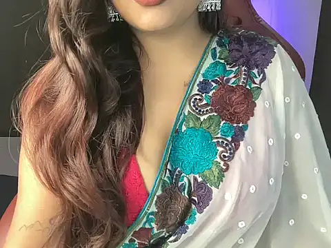 Snapshot of shanayaaa_1 chatting on September 16, 2025, 7:04 pm shanayaaa 1 online show from September 16, 2025, 7:04 pm