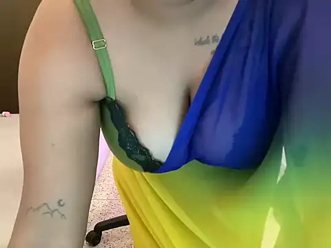 shanayaaa 1 online show from March 1, 2026, 3:50 am