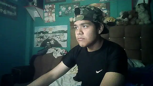 Valesh20 online show from November 18, 2025, 1:10 am