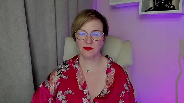 Snapshot of feliziaDesire chatting on July 13, 2026, 6:07 pm feliziaDesire online show from July 13, 2026, 6:07 pm