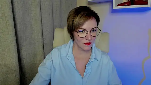 Snapshot of feliziaDesire chatting on June 15, 2026, 12:49 pm feliziaDesire online show from June 15, 2026, 12:49 pm