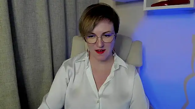 Snapshot of feliziaDesire chatting on June 22, 2026, 12:57 pm feliziaDesire online show from June 22, 2026, 12:57 pm