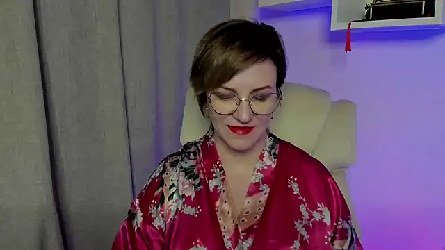 Snapshot of feliziaDesire chatting on May 29, 2026, 11:16 am feliziaDesire online show from May 29, 2026, 11:16 am