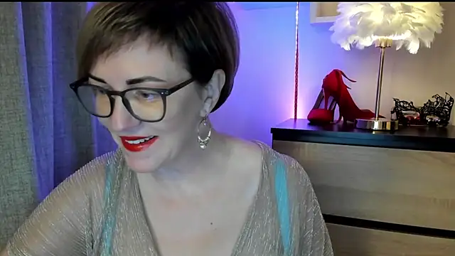 feliziaDesire online show from October 1, 2025, 7:07 pm