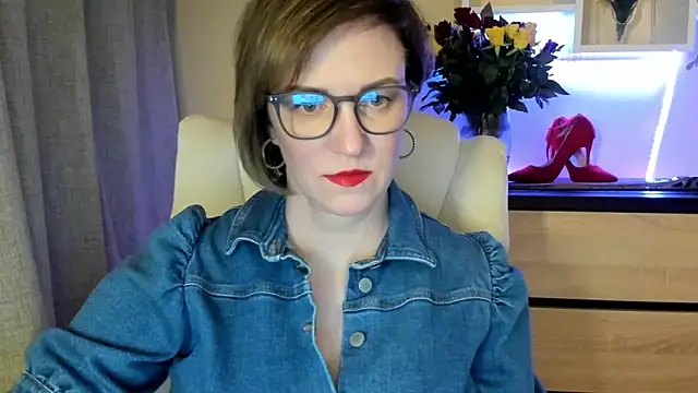 feliziaDesire online show from November 20, 2025, 2:07 pm