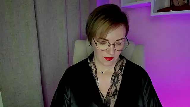 Snapshot of feliziaDesire chatting on July 2, 2026, 6:08 am feliziaDesire online show from July 2, 2026, 6:08 am