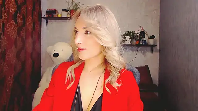 Snapshot of MillaXQueen chatting on March 15, 2025, 5:19 am MillaXQueen online show from March 15, 2025, 5:19 am