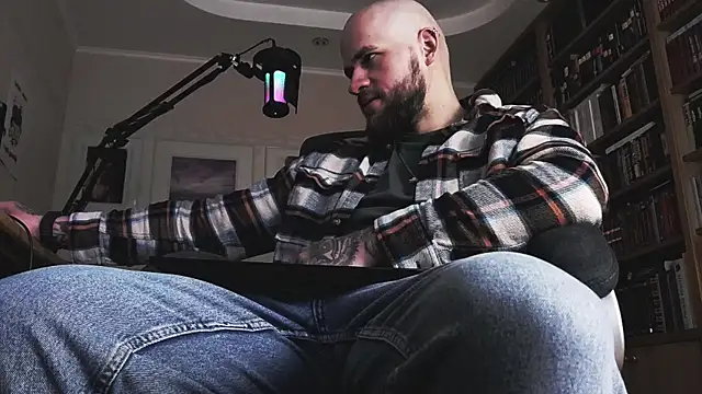 Snapshot of FindomJason chatting on January 16, 2026, 11:14 am FindomJason online show from January 16, 2026, 11:14 am