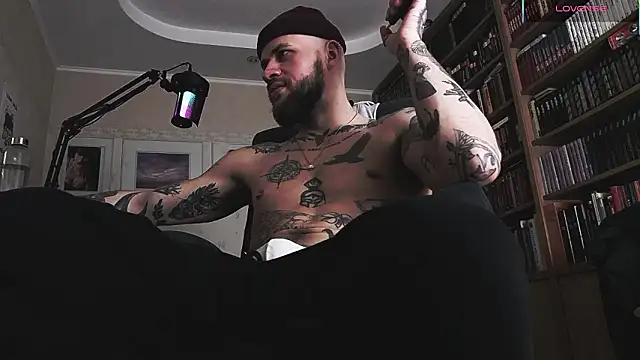 Snapshot of FindomJason chatting on January 31, 2026, 9:46 pm FindomJason online show from January 31, 2026, 9:46 pm