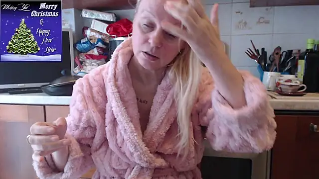 martachatte online show from December 22, 2025, 8:36 am