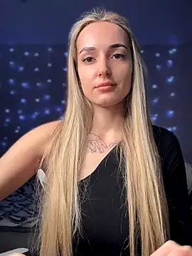 Snapshot of minalawarden chatting on October 14, 2025, 10:05 am minalawarden online show from October 14, 2025, 10:05 am