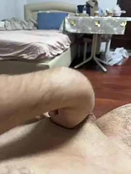 strange6696 online show from June 11, 2026, 8:17 pm