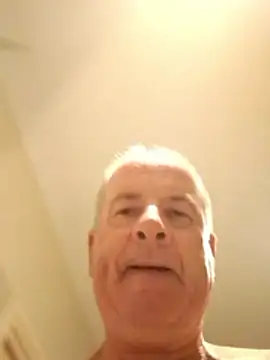 stiffandlubedxh online show from January 8, 2026, 8:04 pm