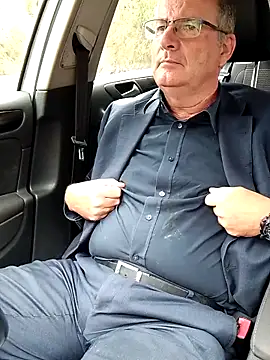 stiffandlubedxh online show from March 20, 2025, 2:08 am