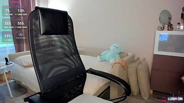 DannaEvan online show from February 17, 2026, 2:20 am