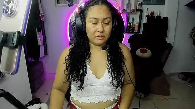 AliceFox Milf online show from March 21, 2026, 3:30 am