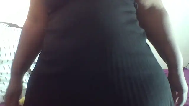 AddictiveAssCurves online show from October 16, 2025, 10:34 am