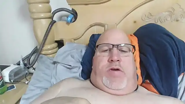 Bigbear0563 online show from February 20, 2026, 7:05 pm