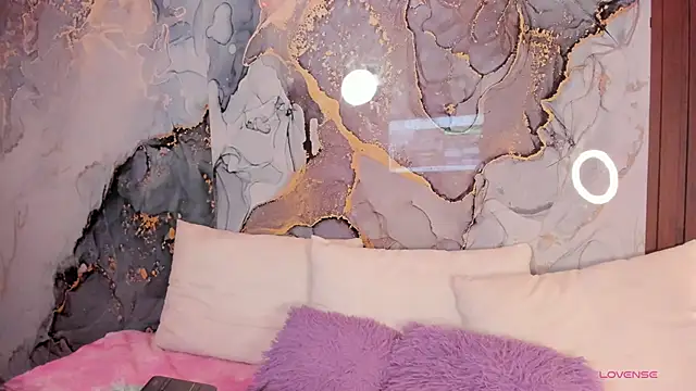 Mey moon online show from March 6, 2026, 5:13 am