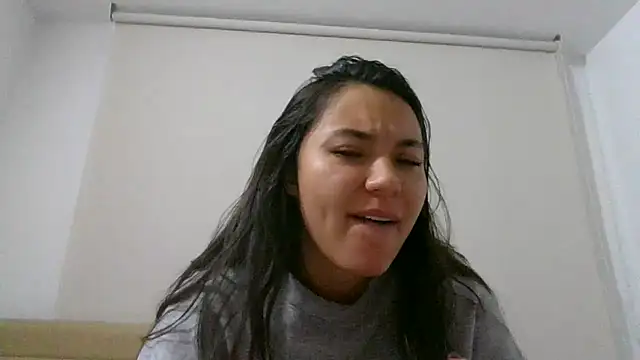  andygirl online show from March 29, 2026, 2:24 am