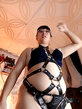 Snapshot of Piafisher1 chatting on October 25, 2025, 11:16 pm Piafisher1 online show from October 25, 2025, 11:16 pm