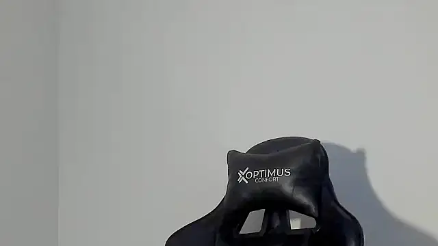 Sami Hotie1 online show from September 12, 2025, 8:19 pm