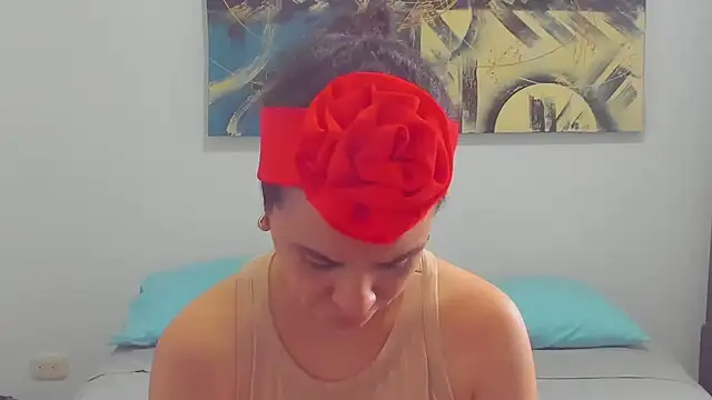 Sami Hotie1 online show from October 9, 2025, 8:31 pm