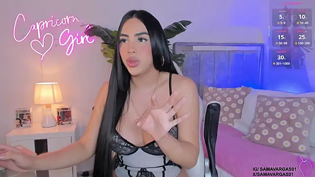 Korina Saenz01 online show from July 2, 2026, 9:54 pm