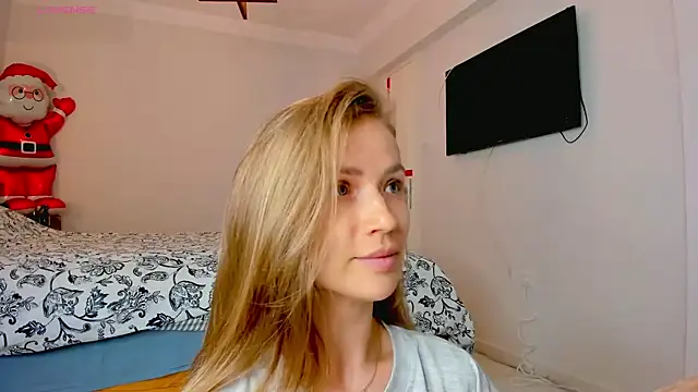 Snapshot of Miya_Nika chatting on January 8, 2025, 11:41 pm Miya Nika online show from January 8, 2025, 11:41 pm