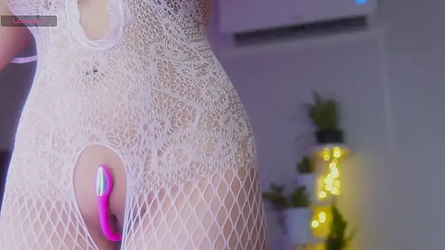 laybunny1 online show from April 1, 2026, 6:05 pm