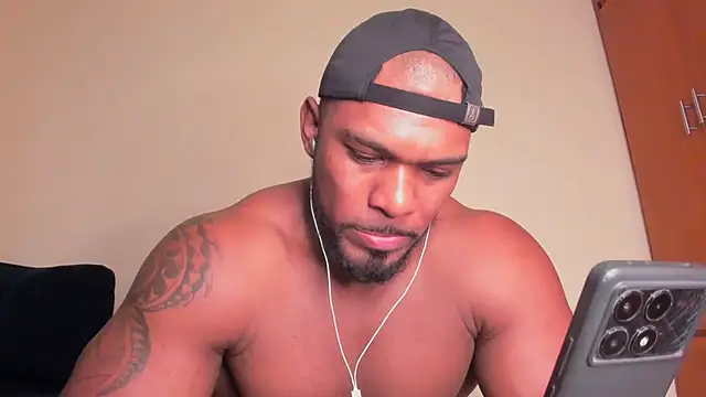 Tyler Waka01 online show from July 26, 2026, 6:04 pm
