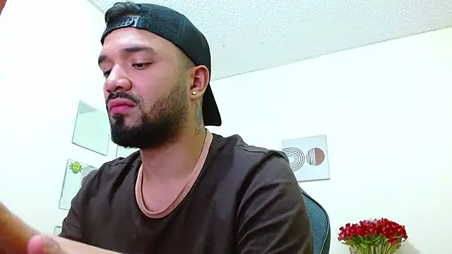 mathew vidal1 online show from October 11, 2025, 10:22 pm