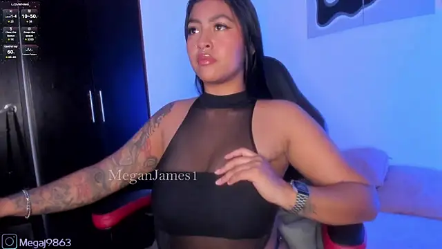 meganjames1 online show from December 4, 2025, 12:37 pm