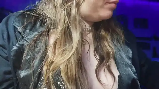 spunlikecottoncandy online show from September 20, 2025, 10:42 am