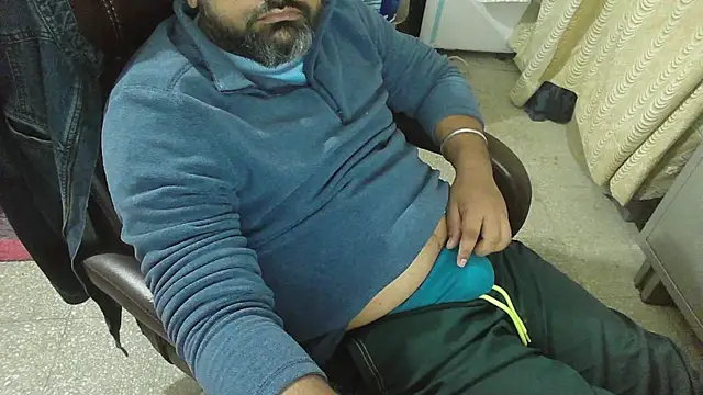 rentarob online show from November 24, 2025, 3:28 am