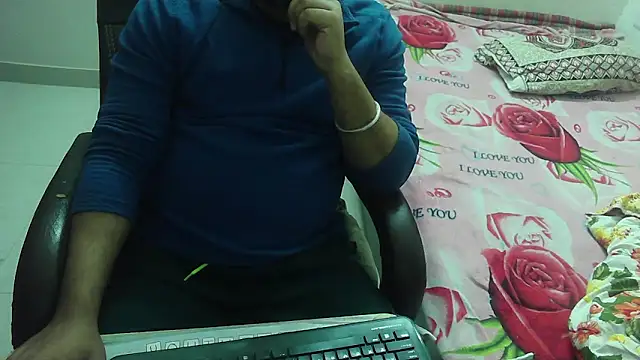 Snapshot of rentarob chatting on February 15, 2025, 4:34 pm rentarob online show from February 15, 2025, 4:34 pm