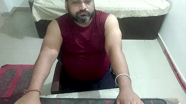 rentarob online show from March 24, 2026, 5:13 pm