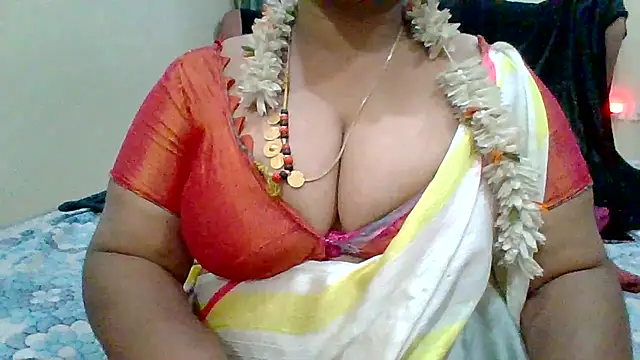 Snapshot of archanatelugu9 chatting on January 20, 2025, 4:45 pm archanatelugu9 online show from January 20, 2025, 4:45 pm