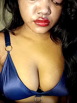 Snapshot of Hotlisa chatting on November 28, 2025, 4:56 am Hotlisa online show from November 28, 2025, 4:56 am