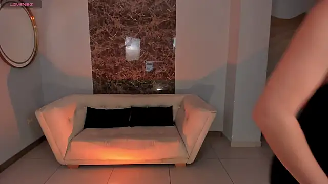 BiancaPierce online show from October 26, 2025, 11:43 am