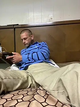 daddytim0 online show from May 9, 2026, 9:51 pm