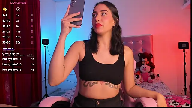 LucianaCarter online show from December 21, 2025, 8:16 am