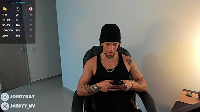 Jordy bat online show from November 8, 2025, 1:31 am