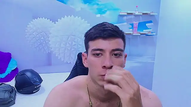 DEIBY BABY online show from November 24, 2025, 8:42 pm