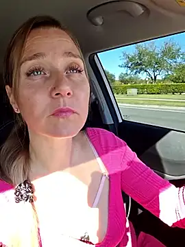 SkyelarSommer online show from January 16, 2026, 3:27 pm