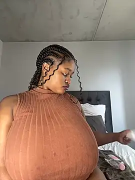 KnockoutBestie online show from March 12, 2025, 9:12 am