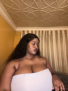 KnockoutBestie online show from April 18, 2026, 7:07 pm